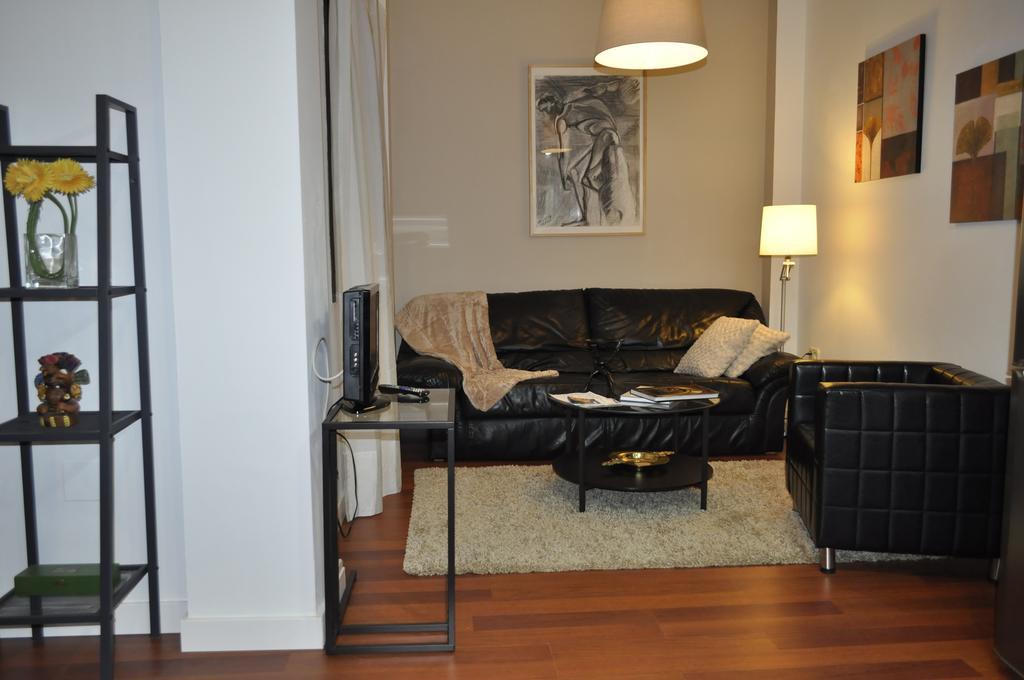Apartamentos Turisticos Espinel Ronda Bilik gambar